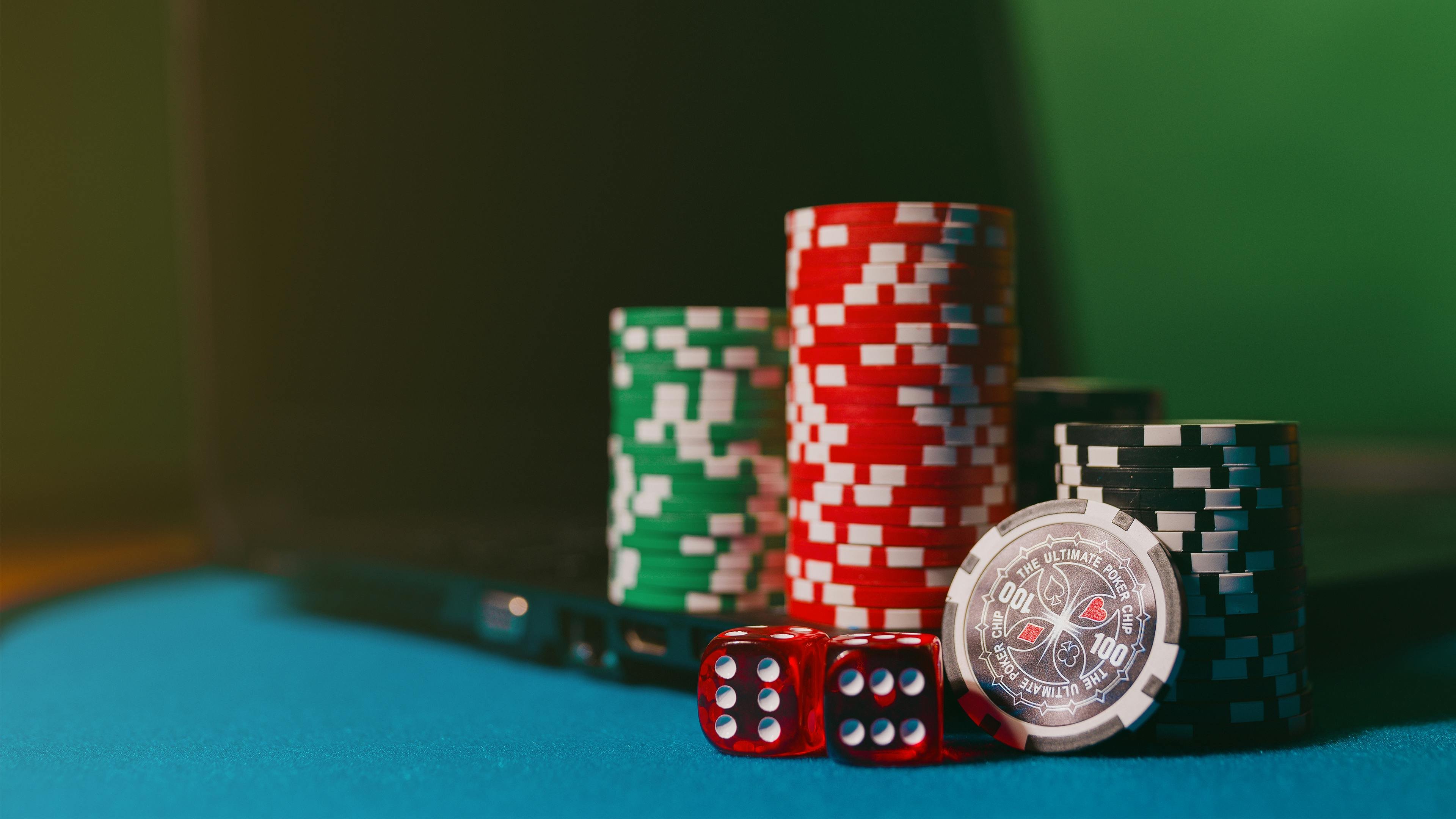 Mobile dashboard showing sports and casino options